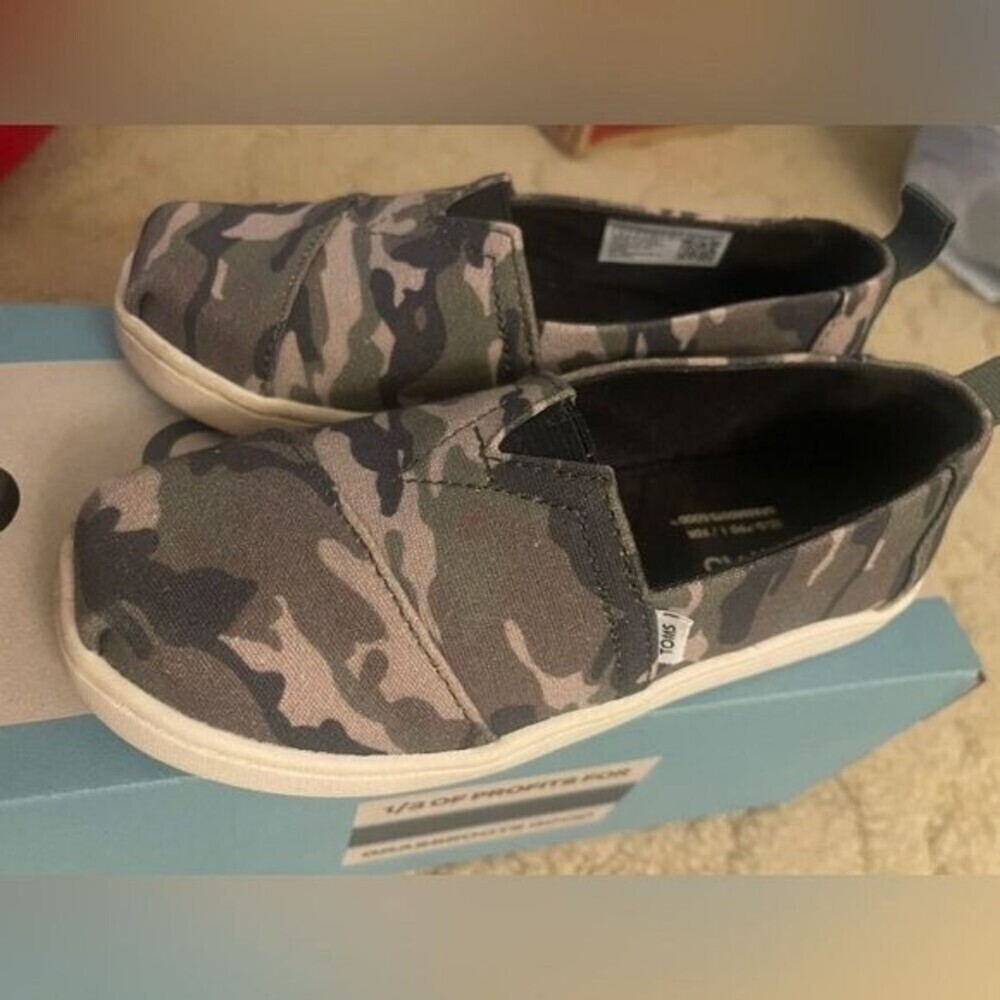 TOMS shoes  Camo Classics size 12T​​​ - Picture 4 of 6